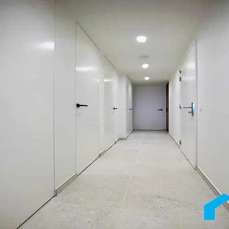 아파트 In Belgium Near The Seaside