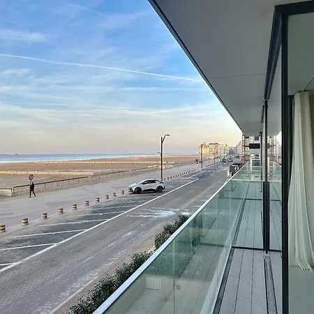 아파트 In Belgium Near The Seaside